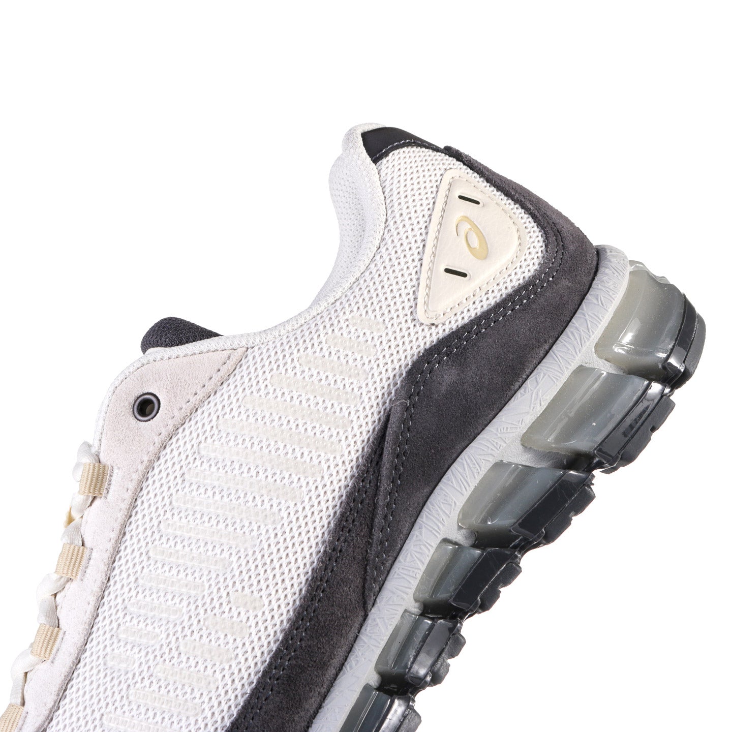 ASICS GEL-QUANTUM 360 I AMP CREAM / OBSIDIAN GREY