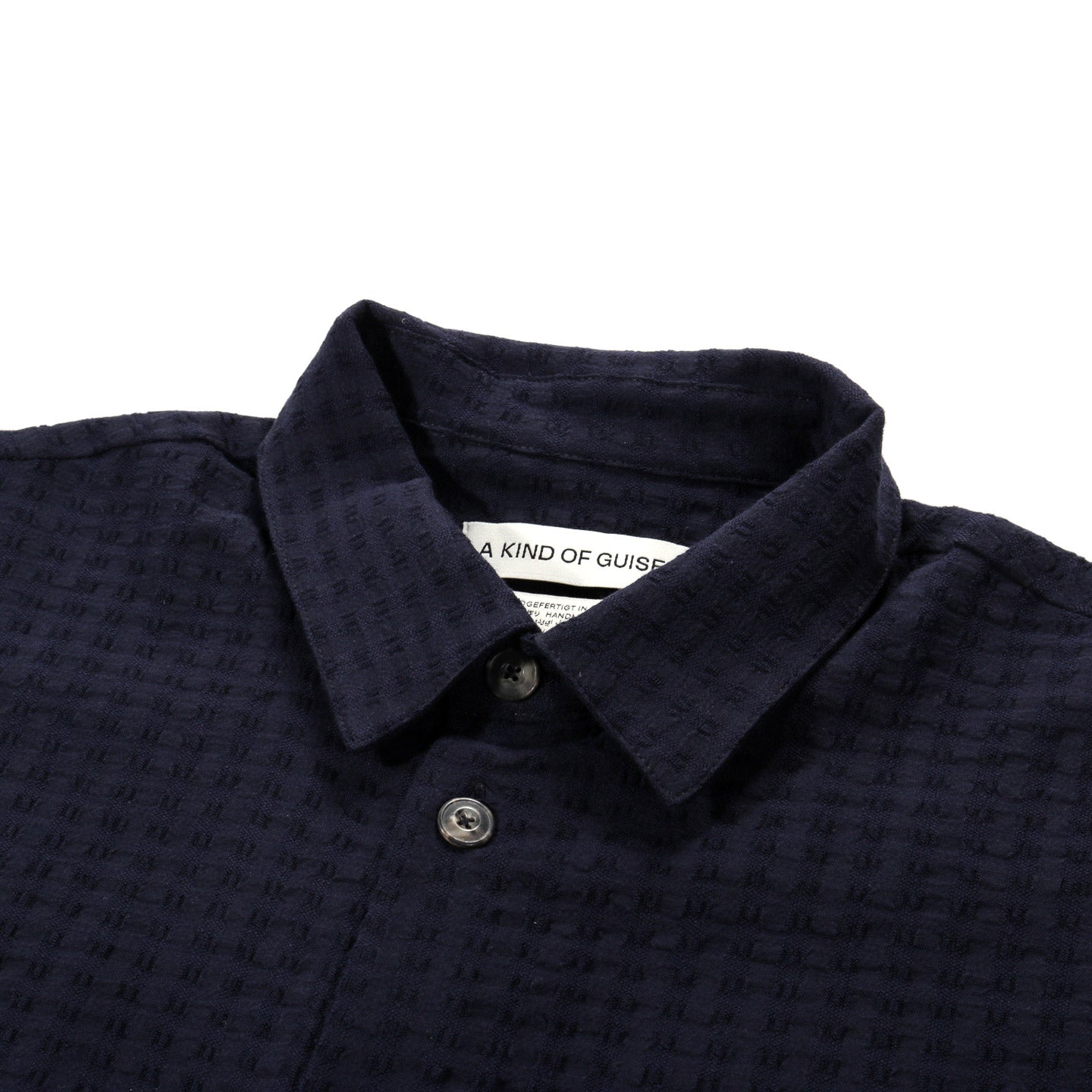 A KIND OF GUISE GUSTO SHIRT TWISTED NAVY STRIPE