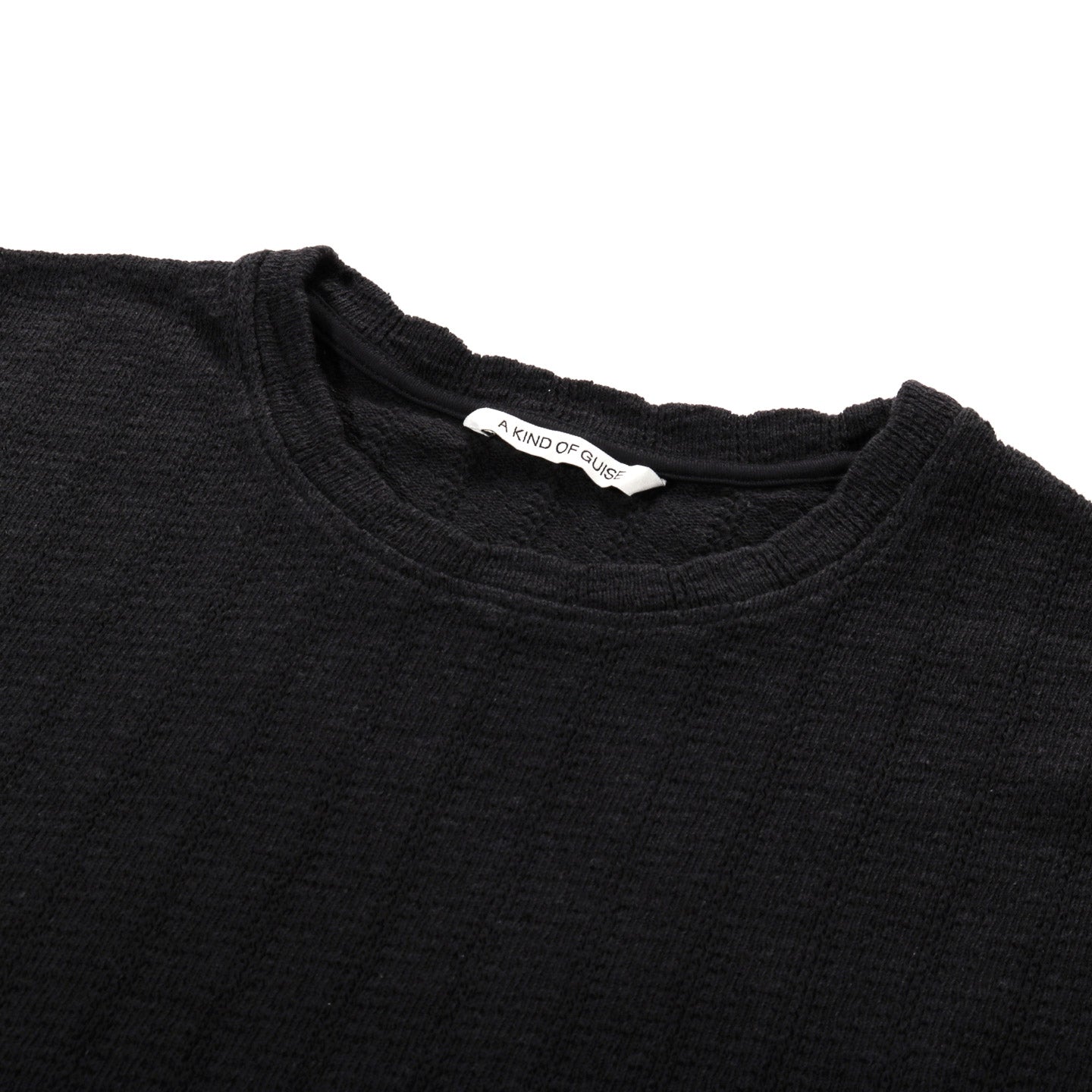 A KIND OF GUISE THUY T-SHIRT ARAN BLACK