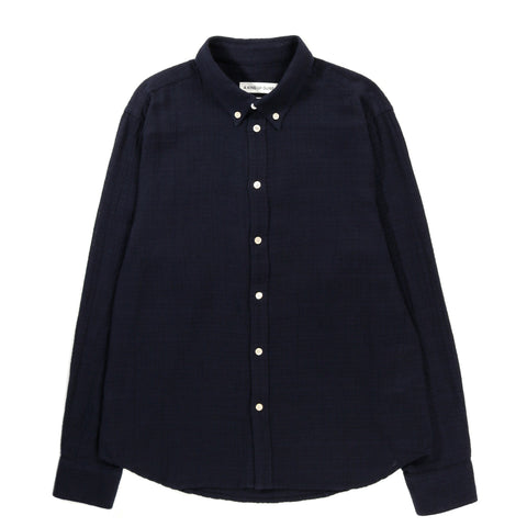 A KIND OF GUISE MANI BUTTON DOWN SHIRT MIDNIGHT NAVY