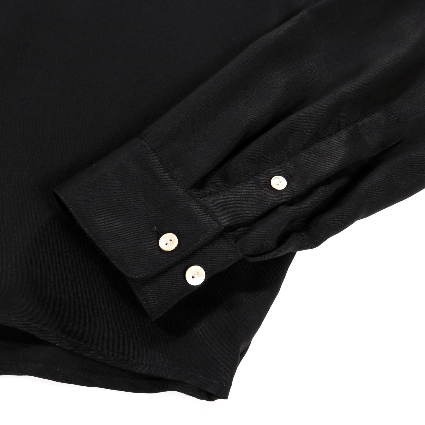 A KIND OF GUISE FULVIO SHIRT MELTED BLACK