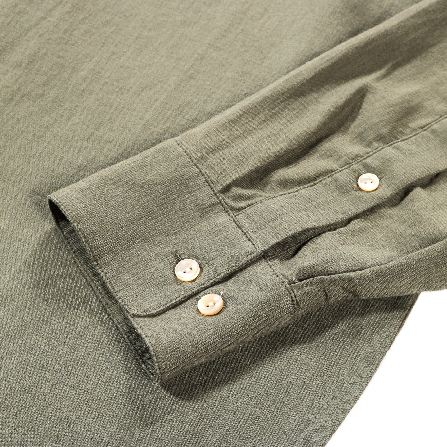 A KIND OF GUISE FULVIO SHIRT DEEP JUNGLE GREEN