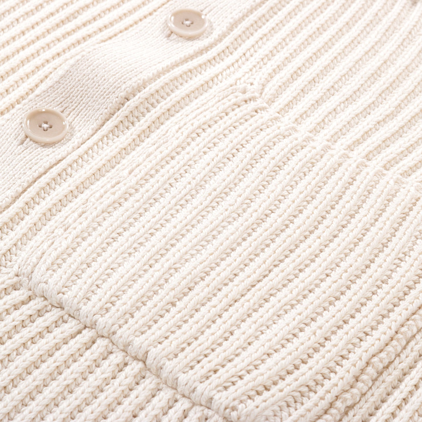 A KIND OF GUISE JUHI KNIT BLOUSON SEASHELL