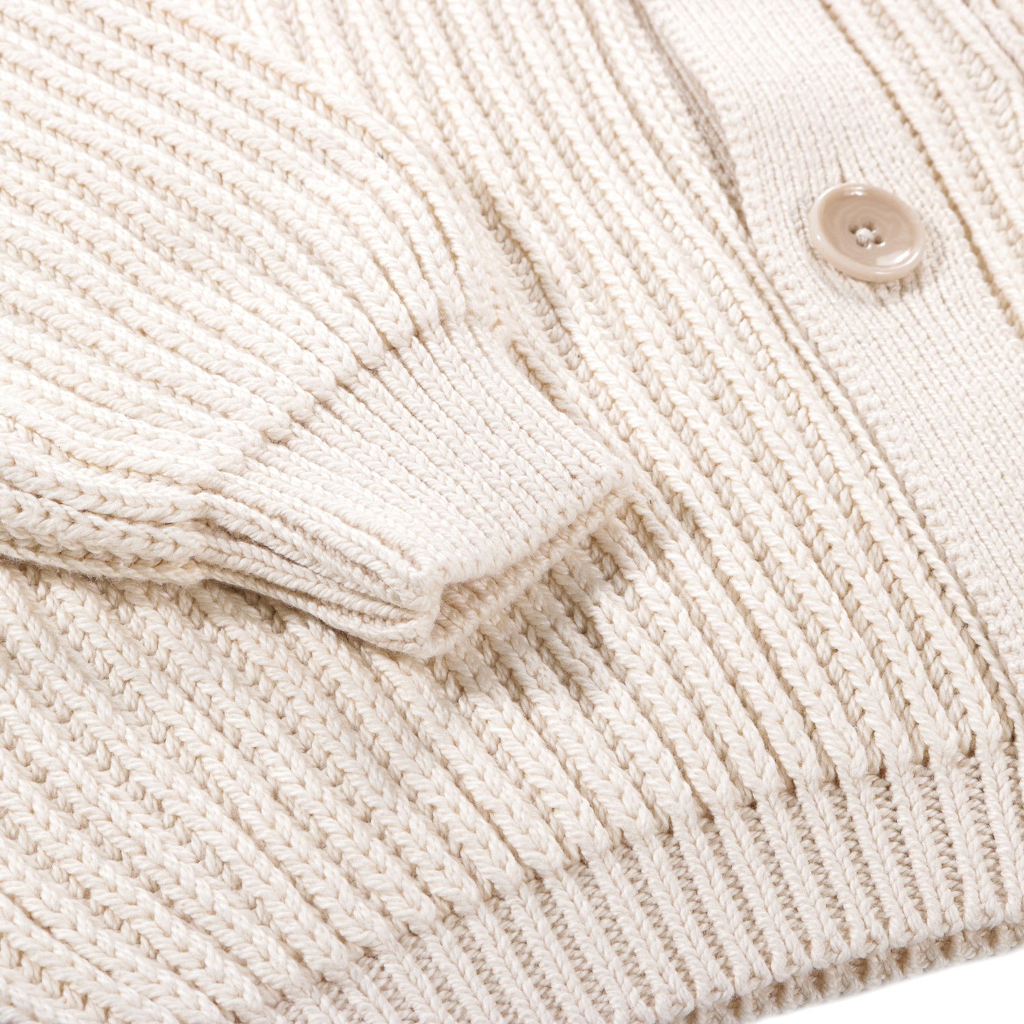 A KIND OF GUISE JUHI KNIT BLOUSON SEASHELL