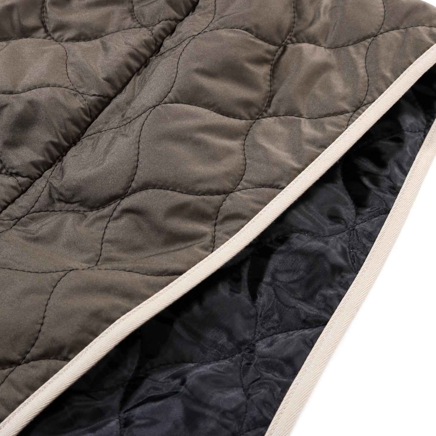 ARCHIE HEADSCARF OLIVE QUILTED NYLON