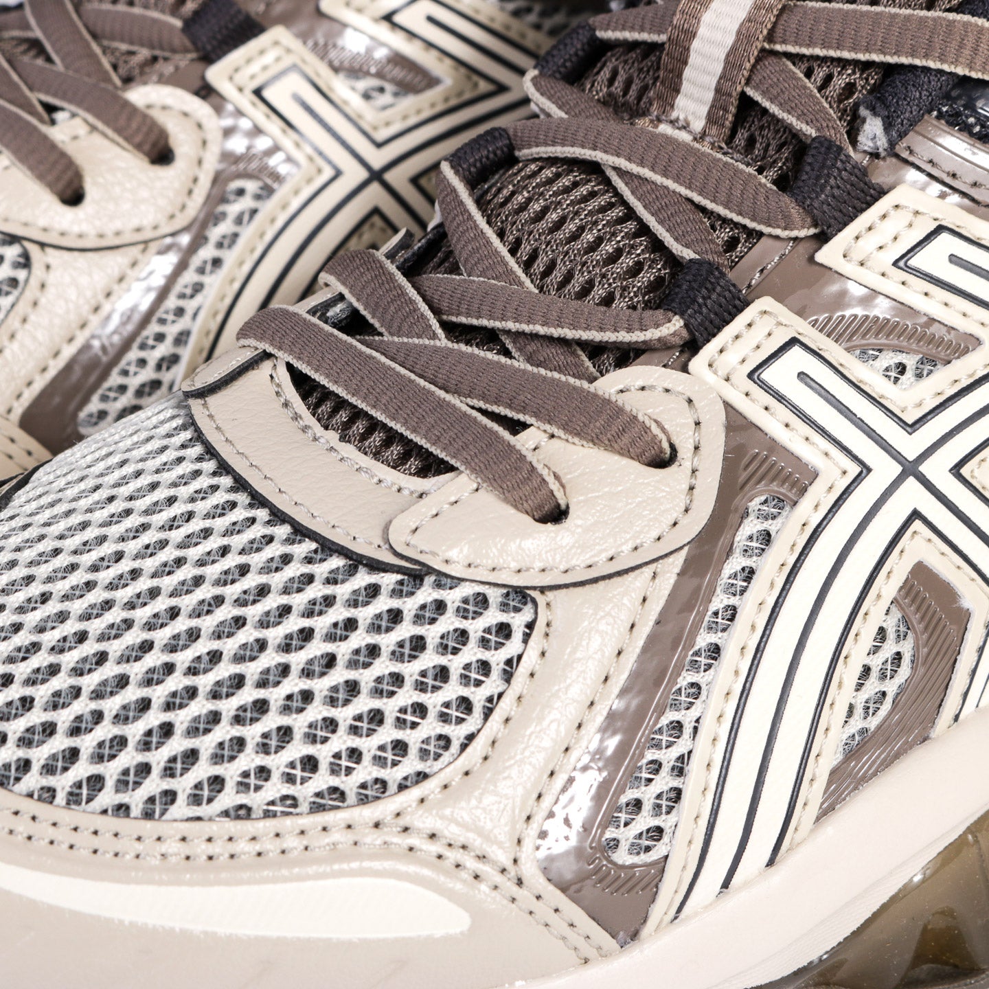 ASICS GEL-QUANTUM KINETIC BIRCH / DARK TAUPE