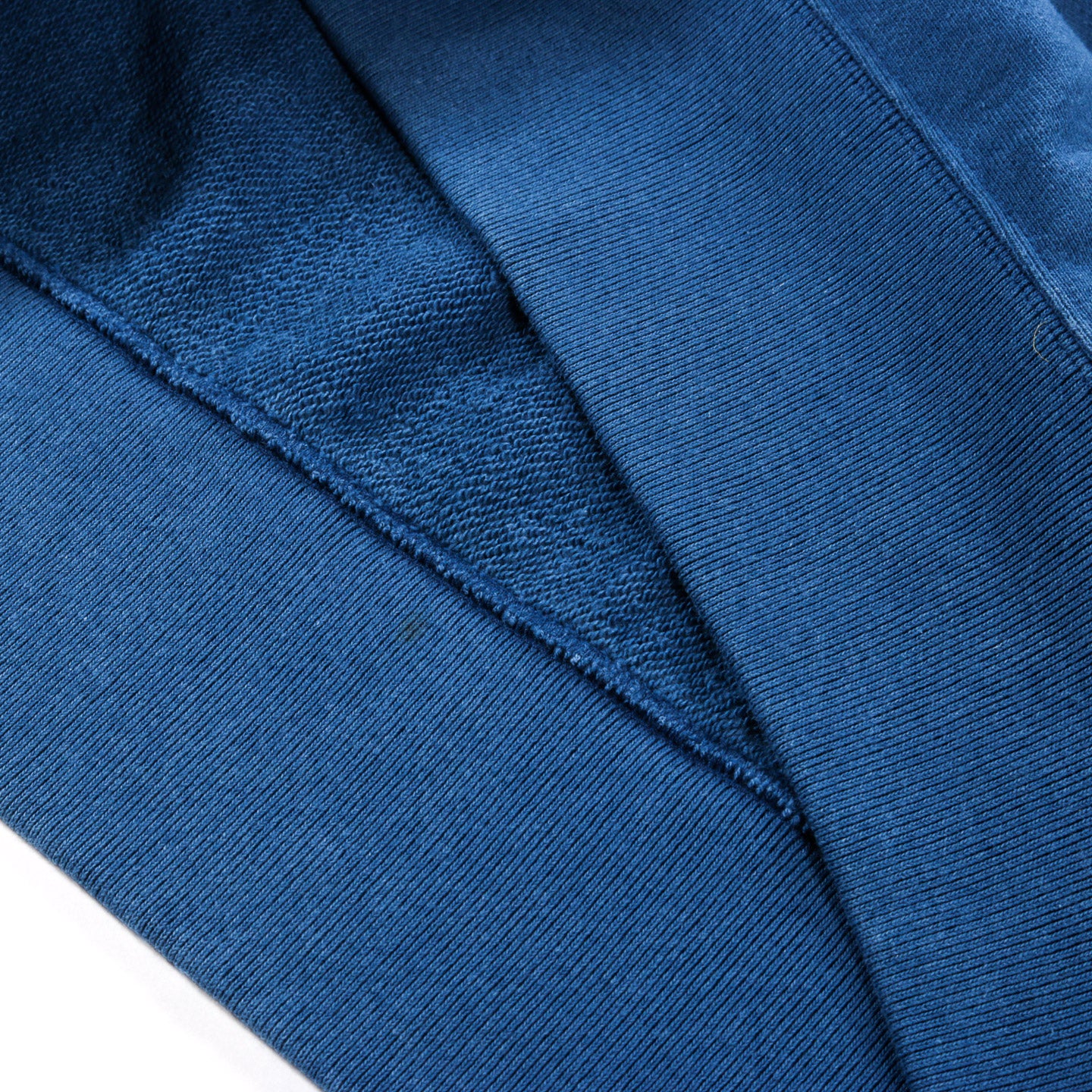 BLUE BLUE JAPAN ORGANIC COTTON HAND DYED PULLOVER HOODIE BLUE