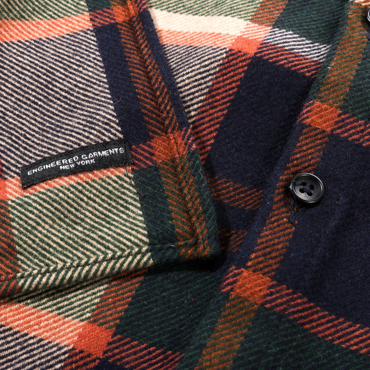 ENGINEERED GARMENTS BUTTON SHAWL NAVY / BROWN HEAVY WOOL PLAID