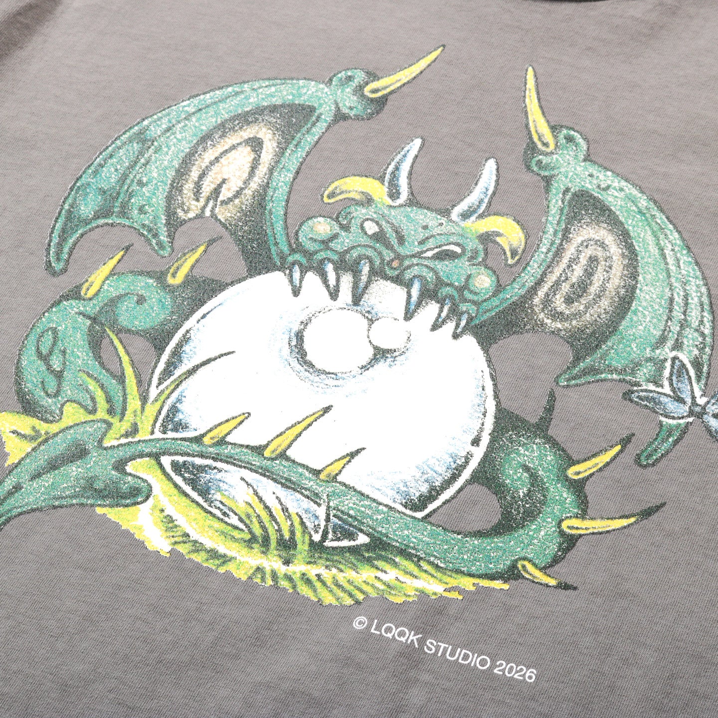 LQQK STUDIO CRUEL BARB DRAGON TEE GREY