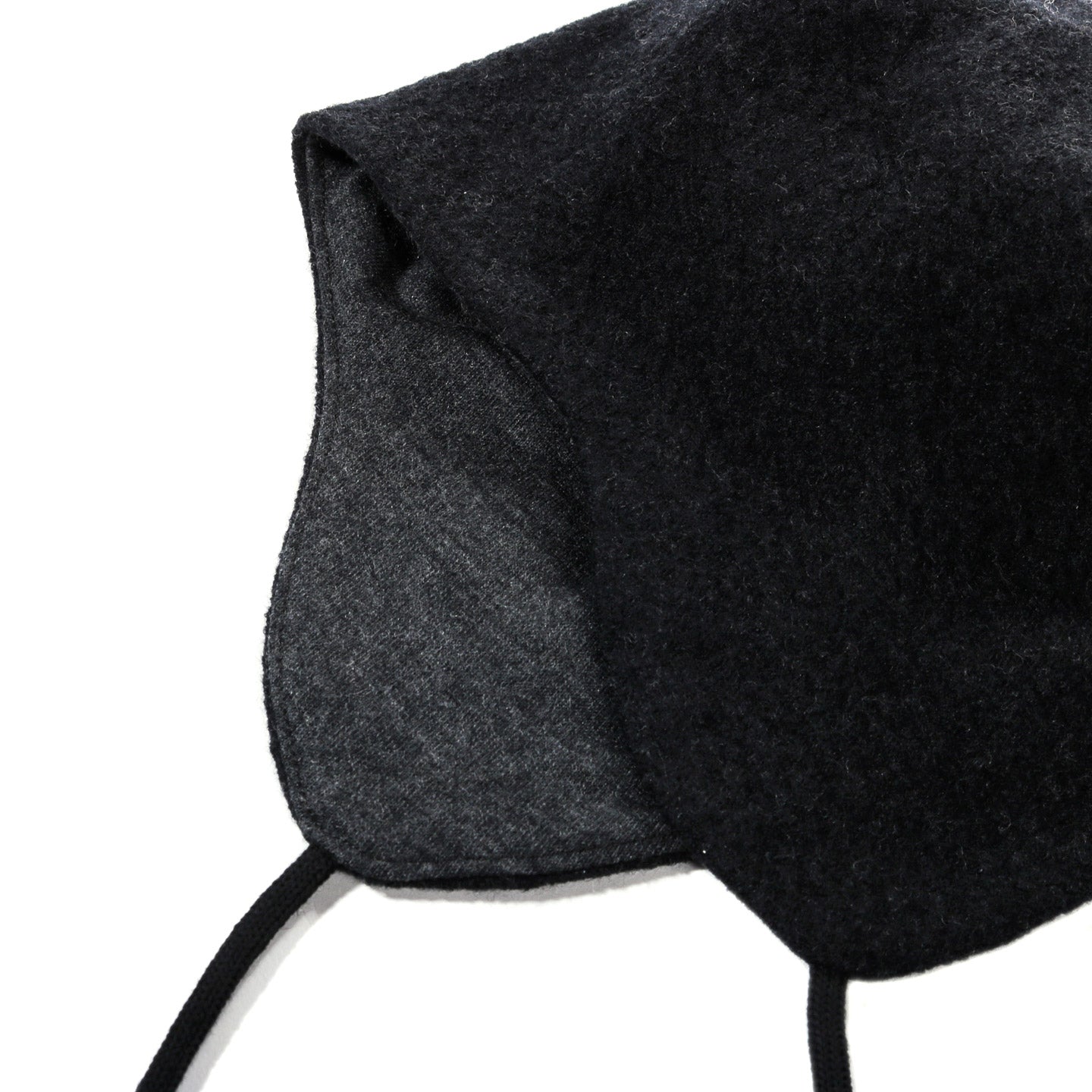 LADY WHITE CO. EARFLAP CAP CHARCOAL