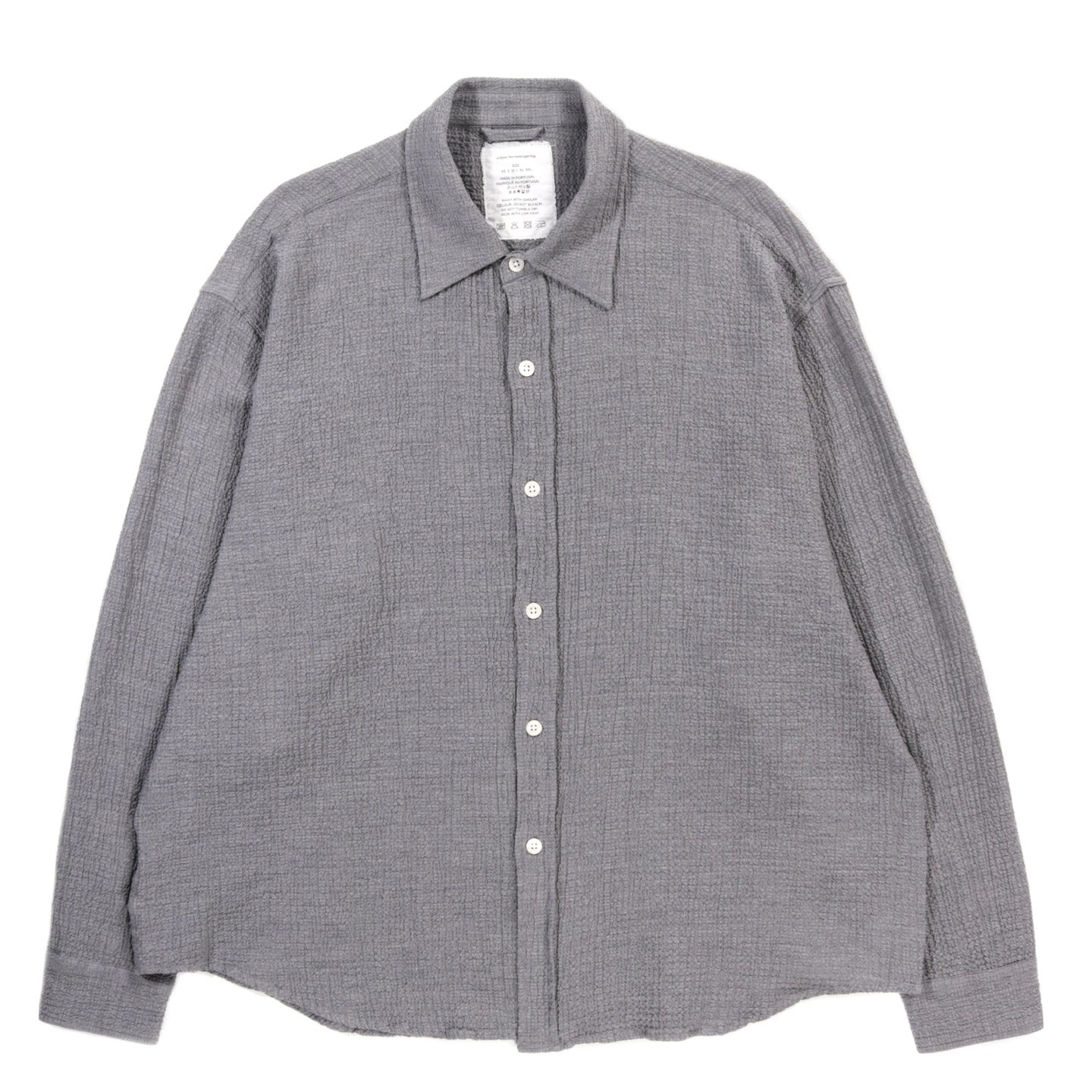 MFPEN VACATION SHIRT PAVEMENT GREY SEERSUCKER