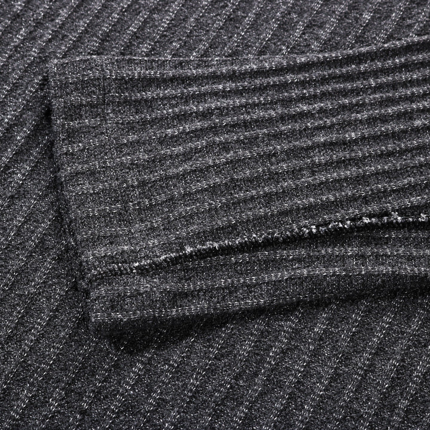 MFPEN ROUND NECK SWEATER GREY BOUCLE RIB
