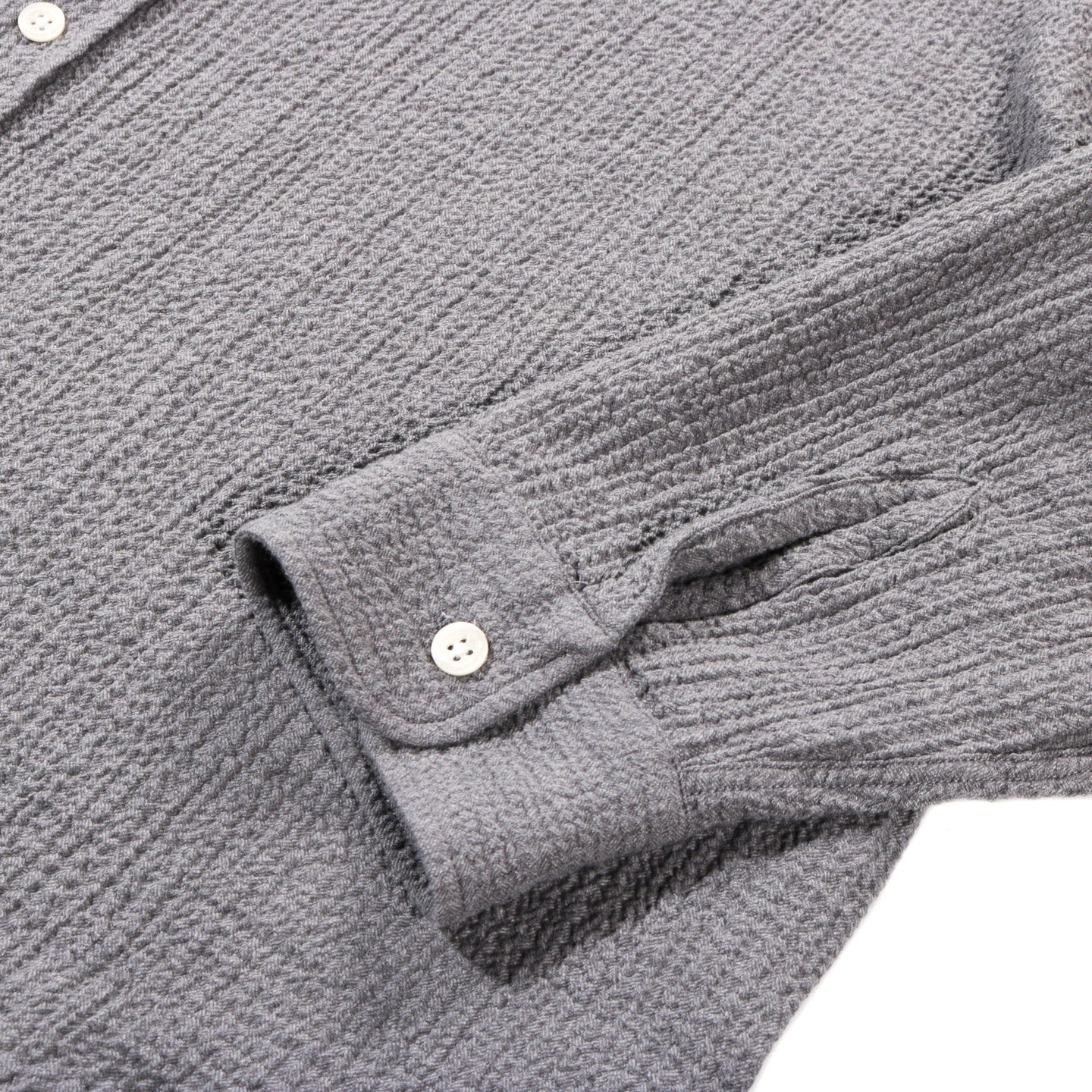 MFPEN VACATION SHIRT PAVEMENT GREY SEERSUCKER