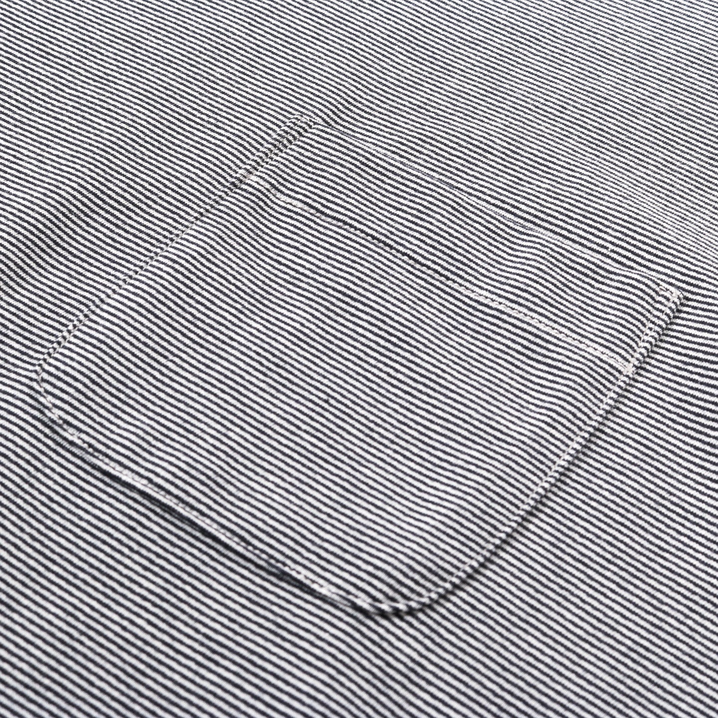 NANAMICA MICRO STRIPE POCKET TEE NAVY X WHITE