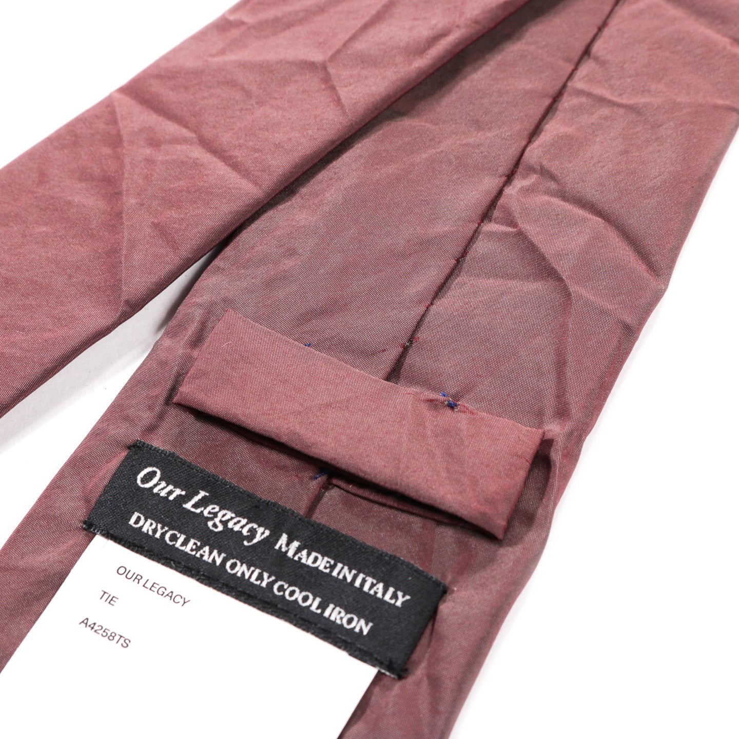 OUR LEGACY TIE SHINING CHERRY CRINKLE SOLARO