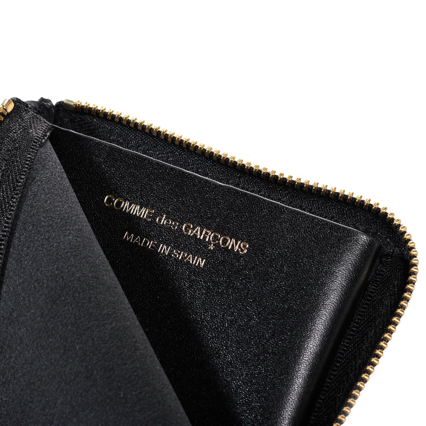 COMME DES GARCONS SA3100 CLASSIC LEATHER ZIP WALLET BLACK