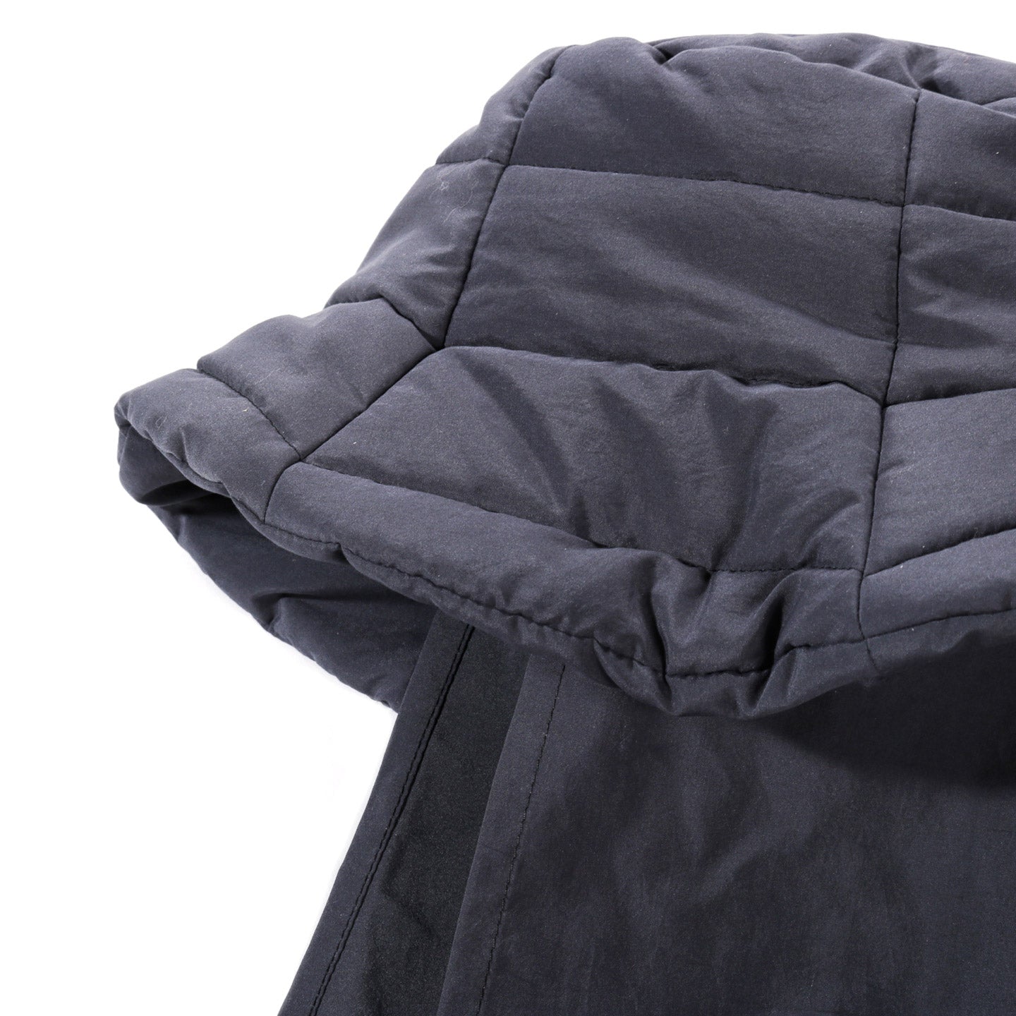 XENIA TELUNTS SNUG-SCARF BUCKET HAT DARK GREY