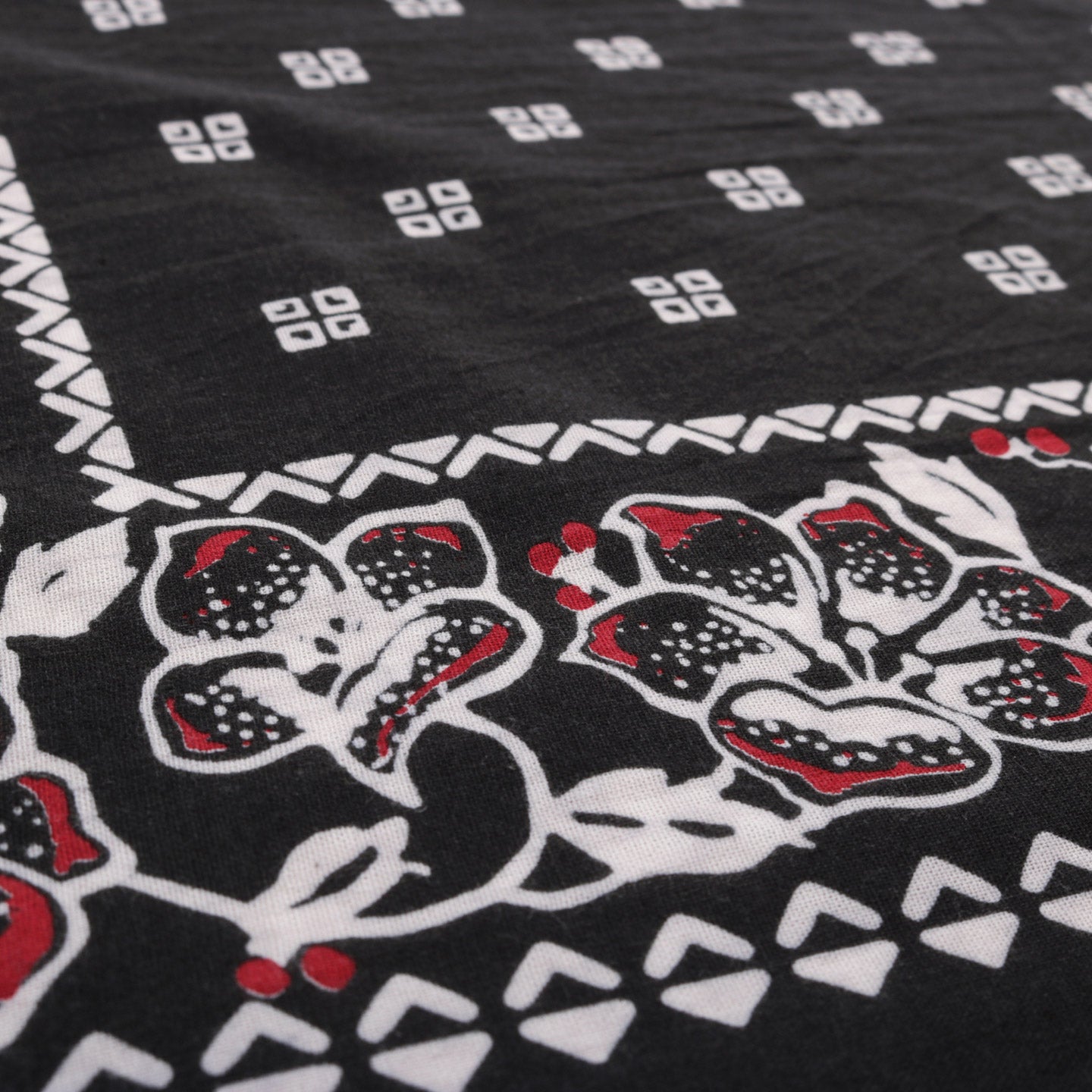 KAPITAL FASTCOLOR SELVEDGE BANDANA AMAZON LILY BLACK
