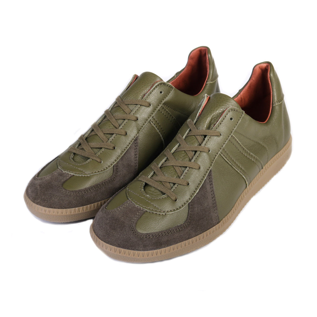 REPRODUCTION OF FOUND GERMAN MILITARY TRAINER KHAKI | TODAY CLOTHING